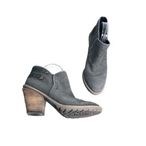 Kenneth Cole Reaction Leather Heeled Ankle Boots Size 10